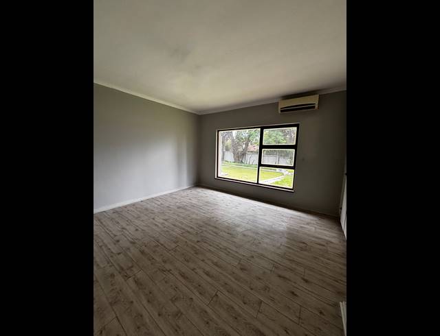 5 BEDROOM FREEHOLD FOR SALE IN MORNINGSIDE